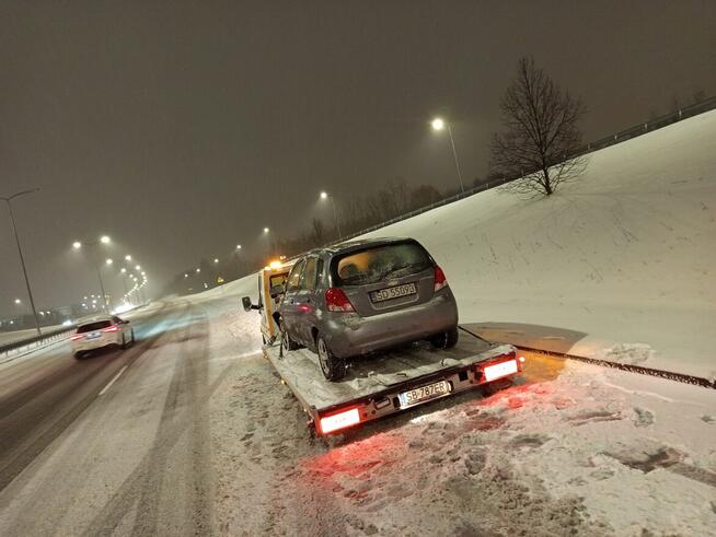 Pomoc drogowa laweta ślask 24 h