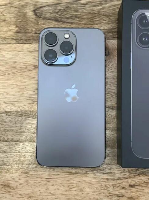 Sprzedam iPhone 13 Pro 256 GB.