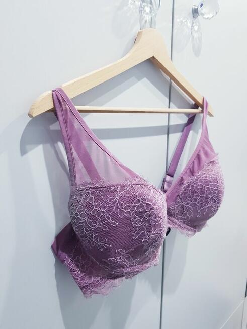 Biustonosz damski Reserved 80D