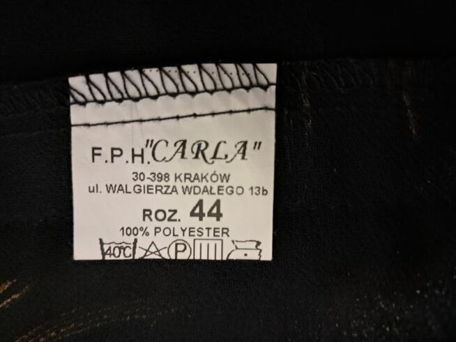 Spódnica czarna w beżowe wzory, rozm.44, do sprzedania