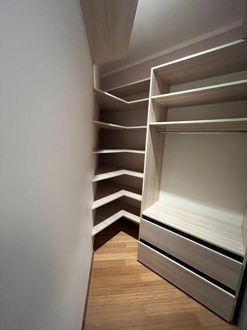 sprzedam ładny apartament na Ćwiklińskiej 3 Rzeszów-Zalesie