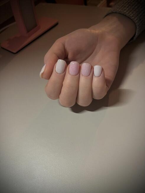 Manicure Tytanowy, Paznokcie z dojazdem Warszawa (okolice)