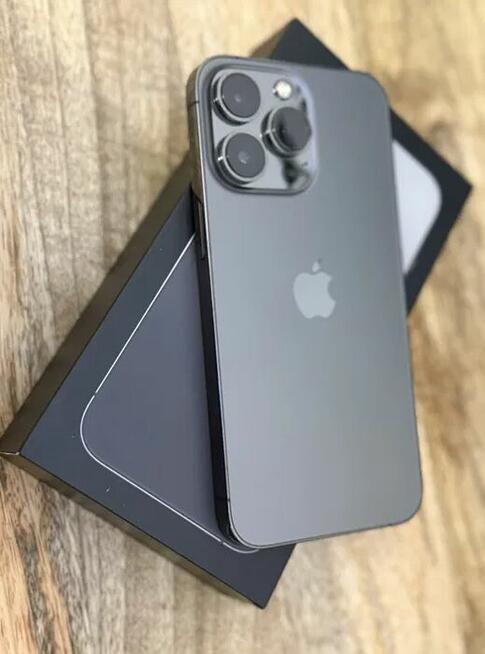 Sprzedam iPhone 13 Pro 256 GB.