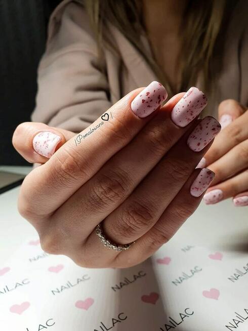 Manicure hybrydowy, stylizacja paznokci