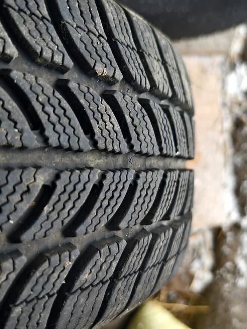 Alufelgi 15 4x114,3 z oponami zimowymi Dębica Frigo 2 195/65