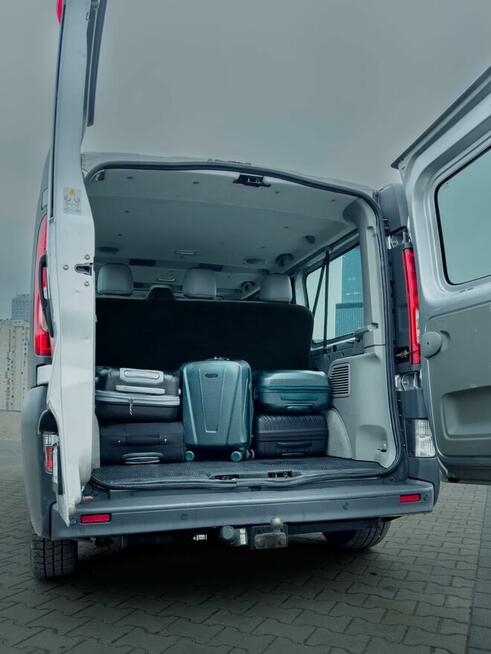 Wynajem busa 9 osobowego LONG, krótko- i długoterminowy