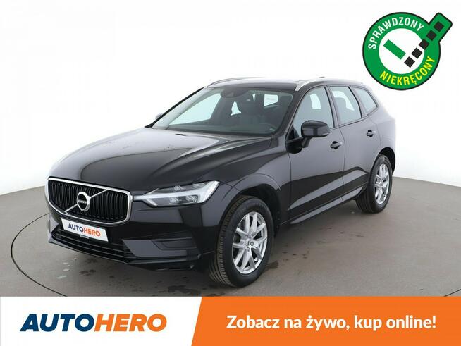 Volvo XC 60 FV23% Momentum D4 automat skóra panorama navi kamera LED grzane fotele