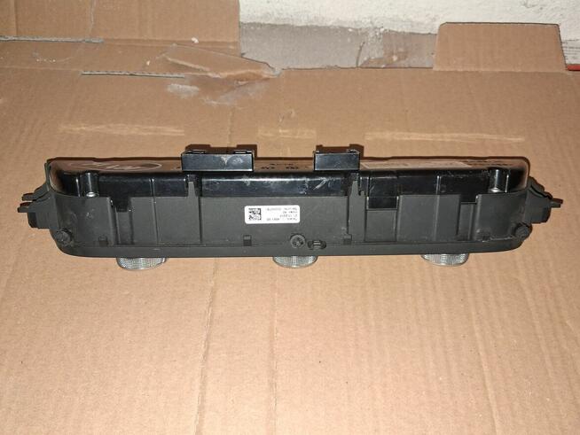 AUDI Panel klimatyzacji oe 8w0820043q