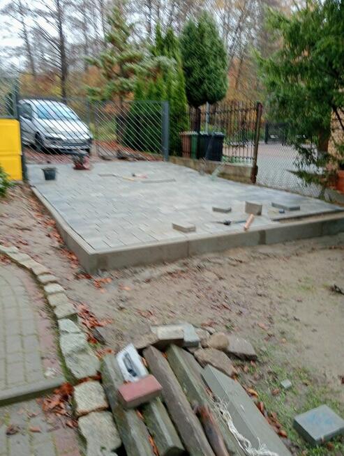 Praca / Usługa Ogrodnicza.