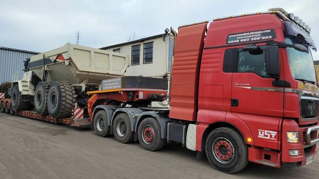 Transport niskopodwoziowy, ponadgabarytowy, ciężki.