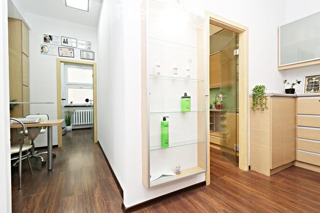 Lokal na wynajem 32m2, pod działalność kosmetyczną
