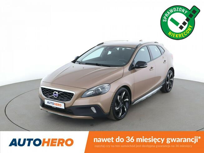 Volvo V40 Cross Country bi-xenon navi klima auto czujniki parkowania grzane fotele