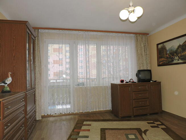 Fajna kawalerka na Zamłyniu z balkonem.