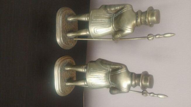 Figury żołnierzy wykonane z pełnego mosiądzu