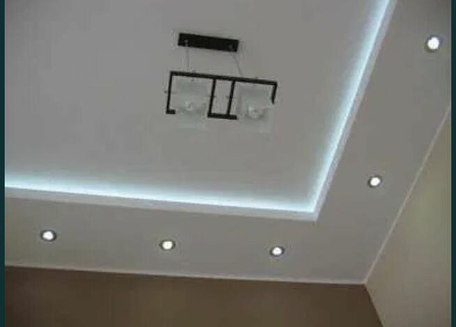 Usługi remontowo-budowlane.