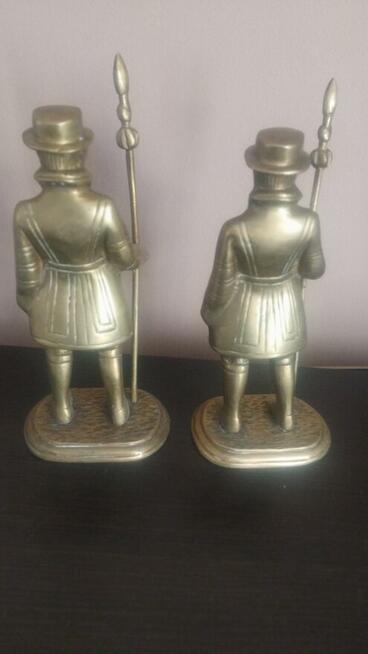 Figury żołnierzy wykonane z pełnego mosiądzu