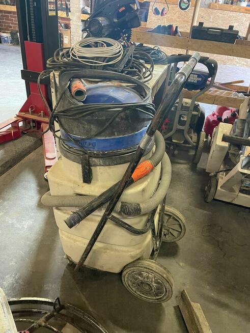 Wyprzedaż magazynu!