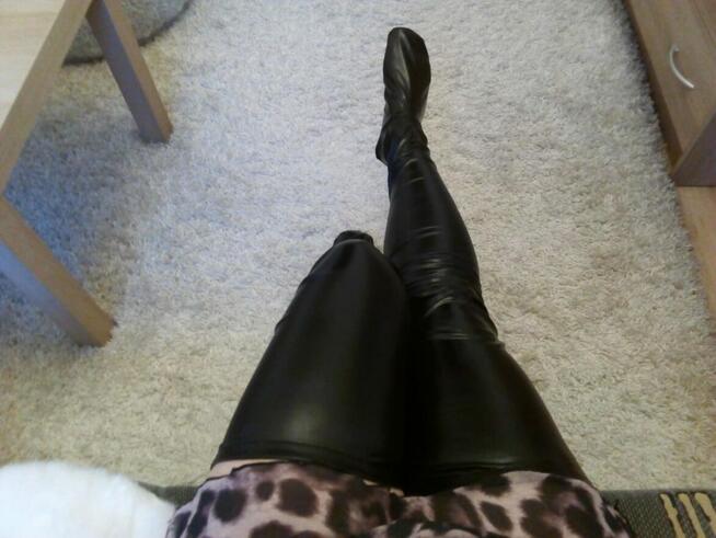 Pończochy lateks plus size