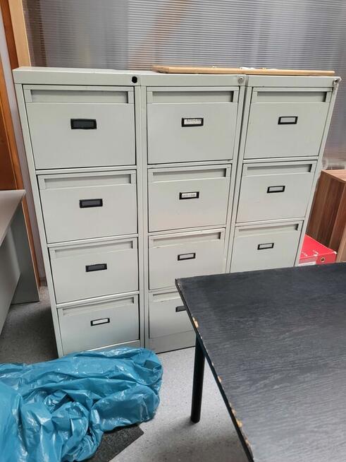 MEBLE/WYPOSAŻENIE BIURA