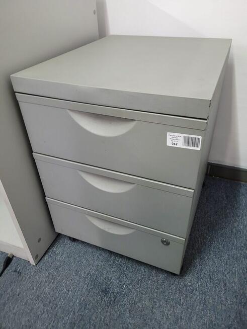 MEBLE/WYPOSAŻENIE BIURA