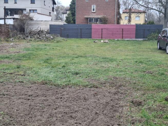 Sprzedam działkę budowlaną uzbrojoną