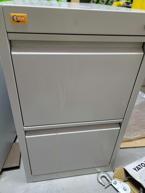 MEBLE/WYPOSAŻENIE BIURA