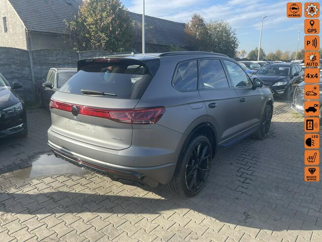 Volkswagen Touareg Rline DSG 4Motion 340KM Plug-In