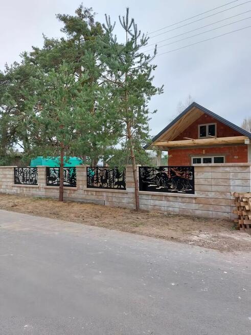 Ogrodzenie panelowe - zwierzęta - wilki-bramy ozdobne-panele