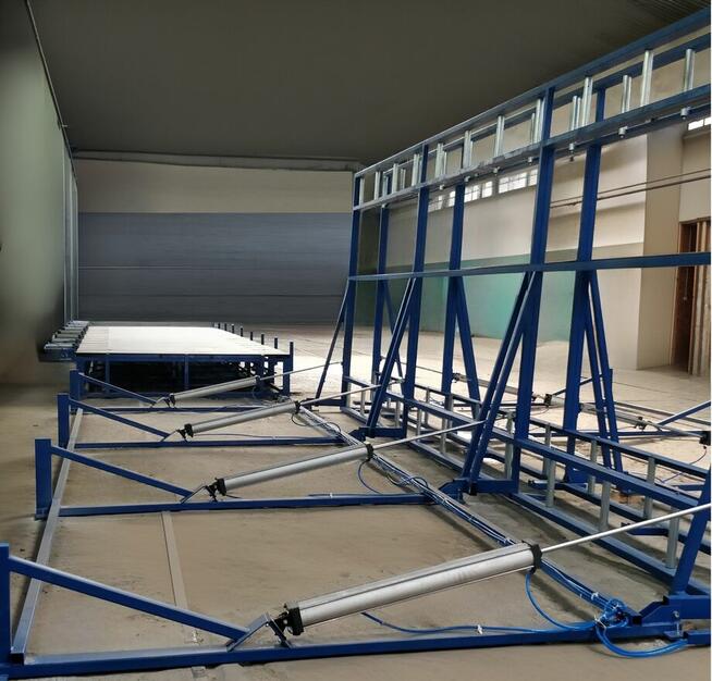 Stół do prefabrykacji domów drewnianych, linia produkcyjna.