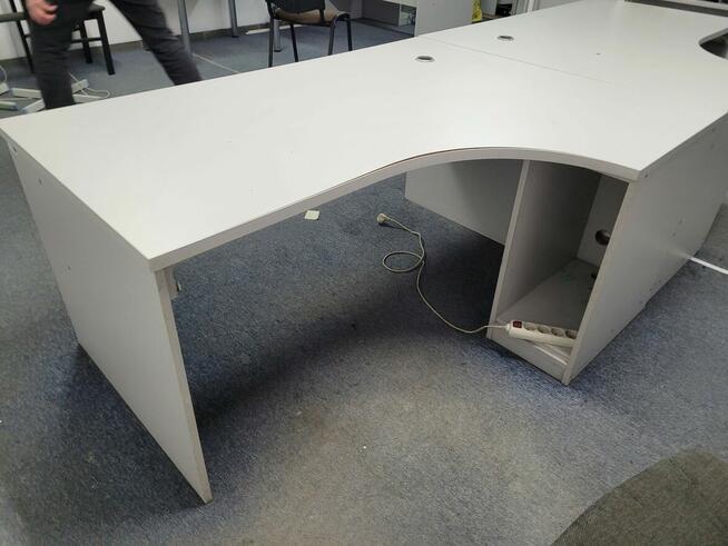 MEBLE/WYPOSAŻENIE BIURA