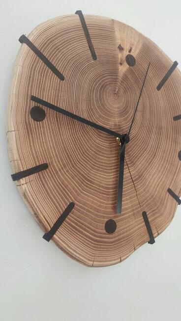 Zegar drewniany wiszący