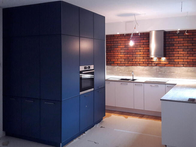 Skręcanie, montaż mebli kuchennych. Wymiana/docinanie blatów