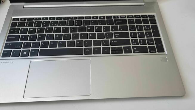 Laptop HP Probook G8 Ryzen 5600u 16GB RAM 256GB SSD