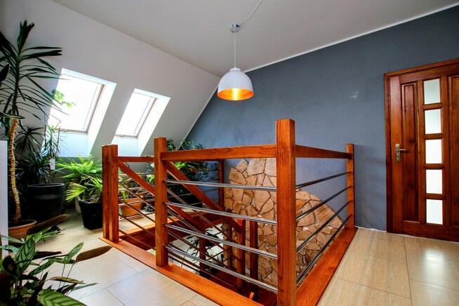 stylowy dom, duża działka, zaciszna okolica