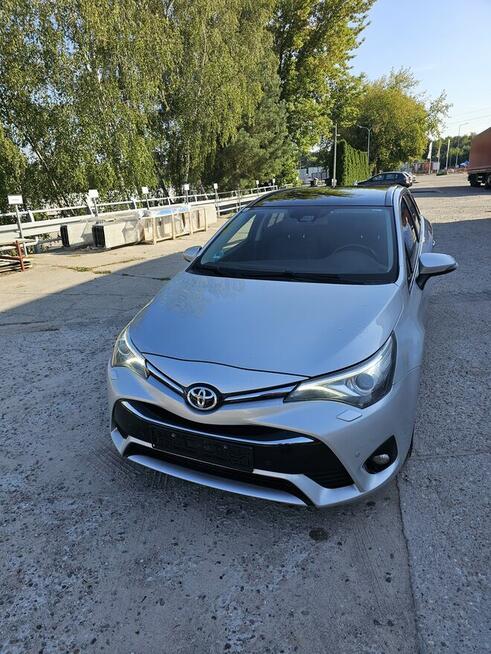 Toyota Avensis PREMIUM