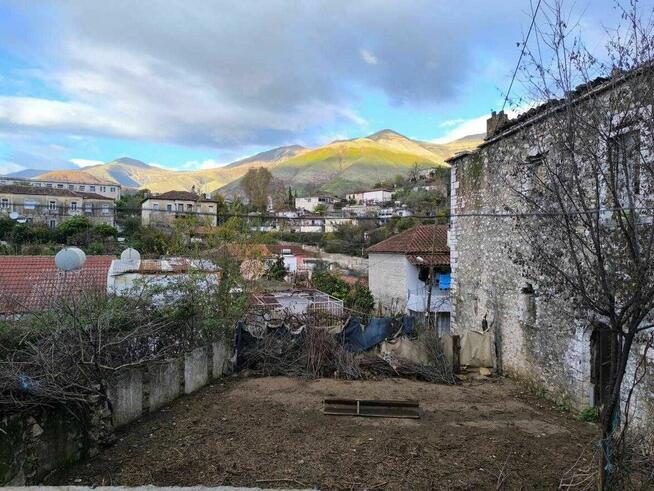 Dom 75 m2 z działką 300 m2 w DELVINE , Albania