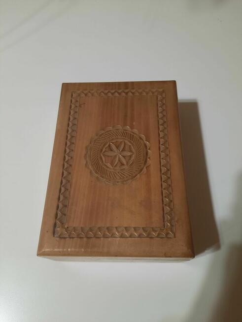 Zabytkowe pudełko z lustrem + drugie