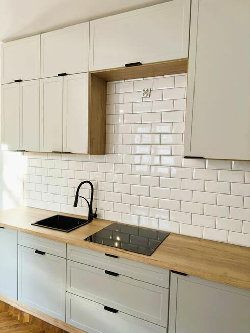 Meble na wymiar - Kuchnie - Szafy - Garderoby UNIZAR