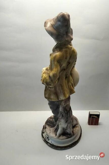 Włoska porcelana sygnowana Capodimonte figura 40cm Kobza