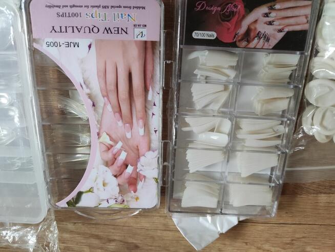 Akcesoria do paznokci