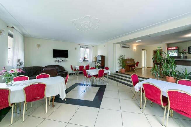 Sprzedam hotel z restauracją k/ Radzynia Podlaskiego, Lublin