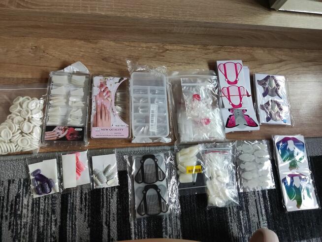 Akcesoria do paznokci