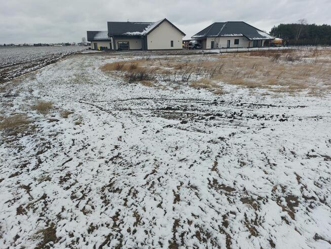 Działka budowlana 881m² w Myśliborzycach k/Brzegu