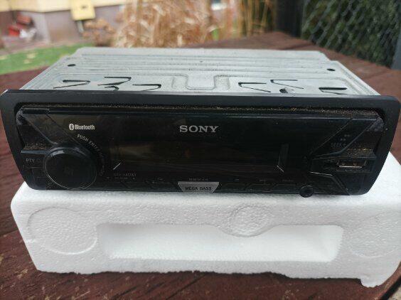 sprzedam radio samochodowe sony-100zl