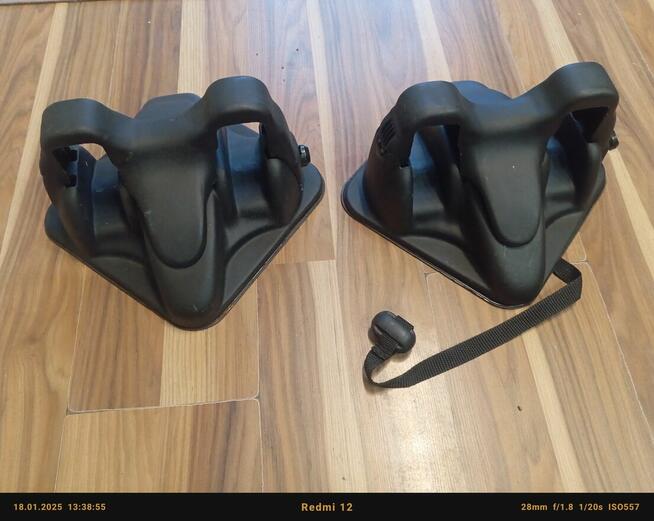 Uchwyt na narty magnetyczny