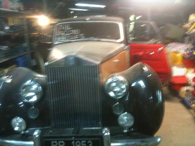 Rolls Royce 1953r, Volkwagen Ogórek 1964 r, TriumphT3, Volvo