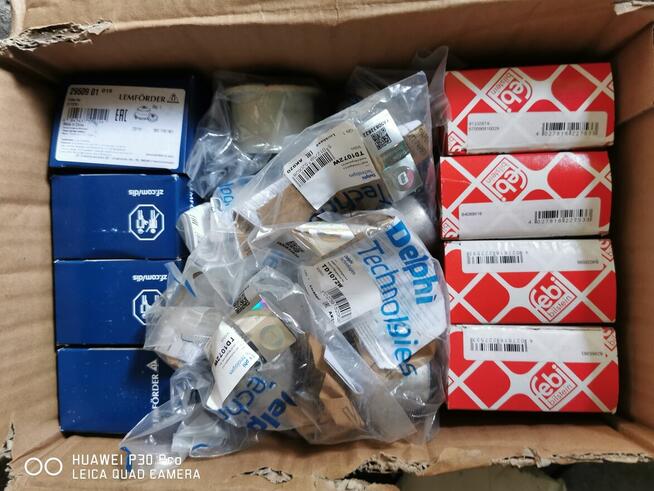 Tuleje tył wahacza S60