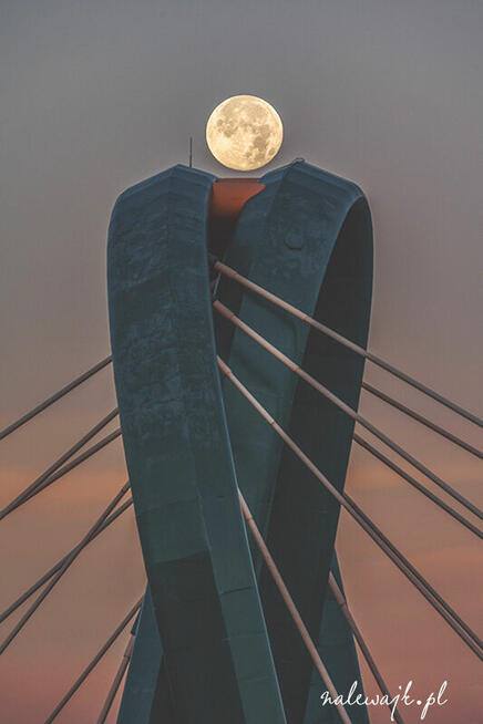 Bydgoszcz pod księżycem. Fotografie wyjątkowej Bydgoszczy