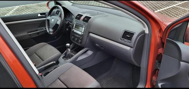 Golf V 1,6 benzyna 115 koni wersja GOAL 5 drzwi