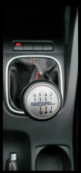 Golf V 1,6 benzyna 115 koni wersja GOAL 5 drzwi